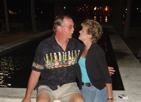 Cindy Lowe Photo 31