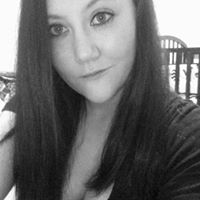 Michelle Voyles Photo 9