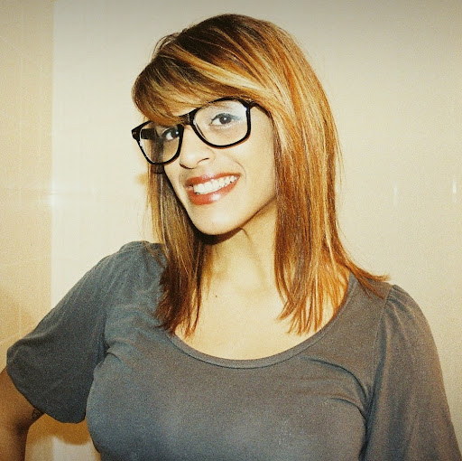 Emily Hernandez Photo 28