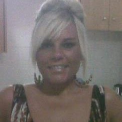 Michelle Woolley Photo 27