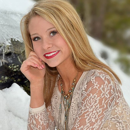 Jacqueline Shaffer Photo 30