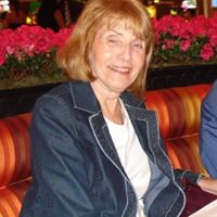 Betty Calderon Photo 13