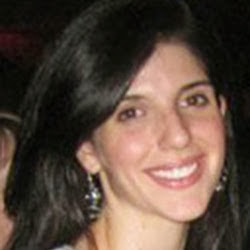 Elizabeth Marlow Photo 30