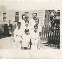 Elaine Garrison Photo 30