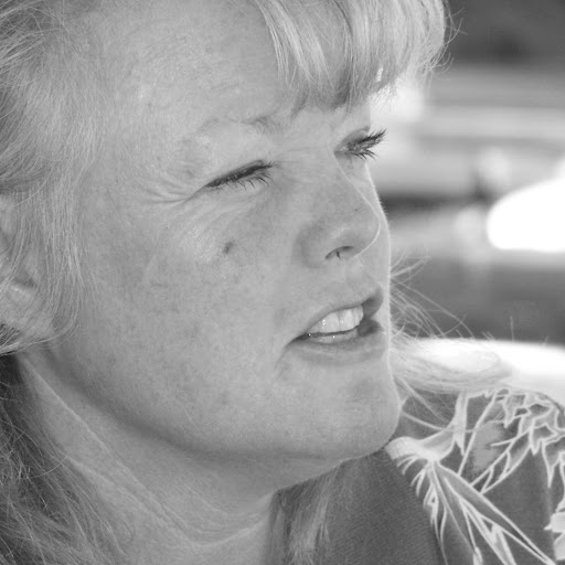 Connie Cummings Photo 11