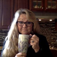 Julie Cowan Photo 27