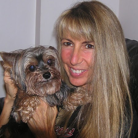 Diane West Photo 31