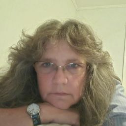 Ellen Leonard Photo 14
