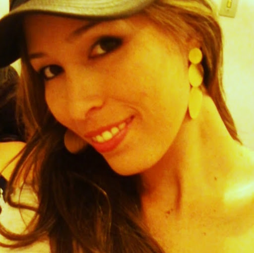 Nicole Rocha Photo 13
