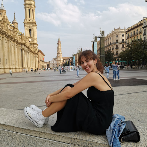 Marta Roman Photo 16