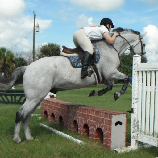 Savannah Lang Photo 6