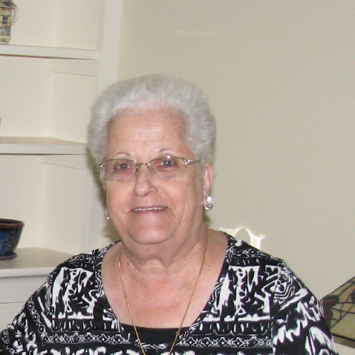 Marie Soliman Photo 11
