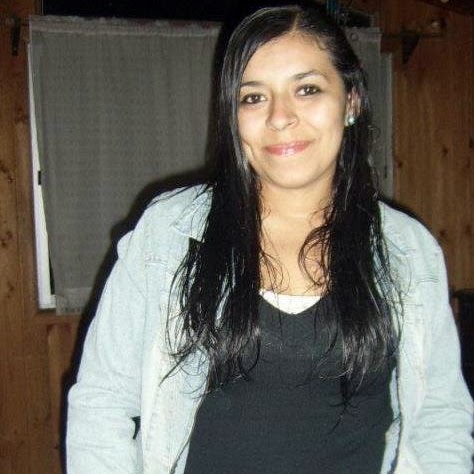 Elisa Salinas Photo 7