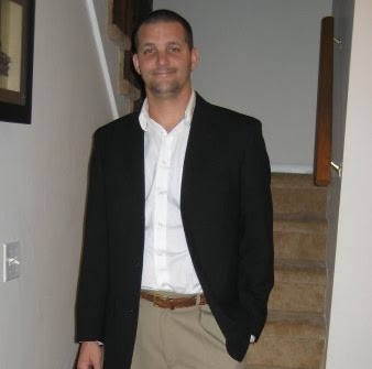 Joshua Stern Photo 37