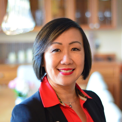 Debbie Lin Photo 25