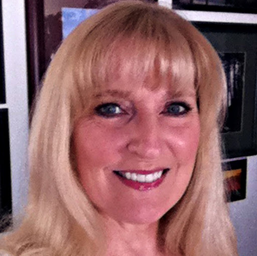 Linda Curtis Photo 27