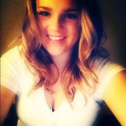 Emily Whipple Photo 18