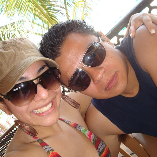 Mario Robles Photo 24