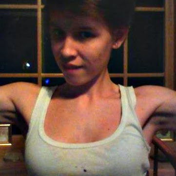 Victoria Petty Photo 28
