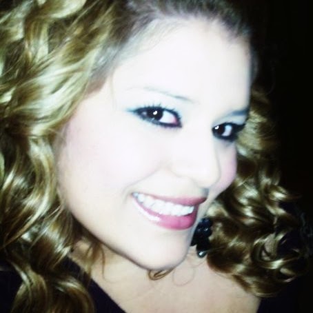 Mirna Morales Photo 42