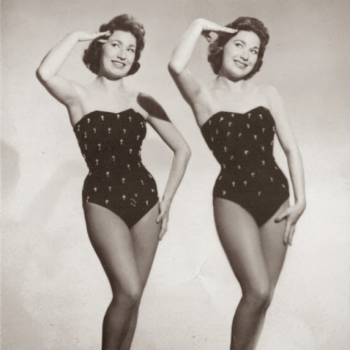 Anita Watson Photo 19