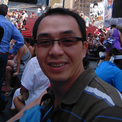 Alan Huang Photo 15