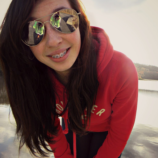 Becca Garrison Photo 27