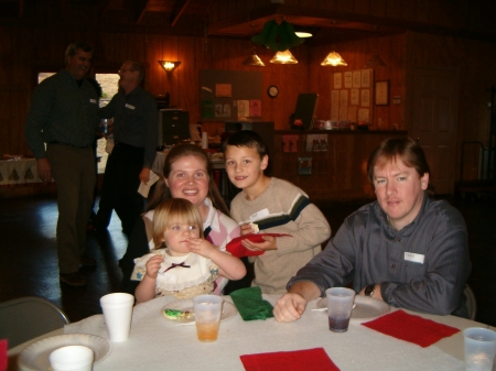Amy Robinson Photo 43