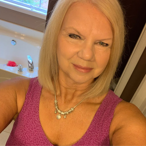 Debra Albert Photo 17
