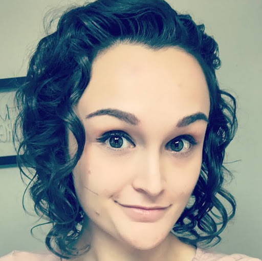 Sarah Lang Photo 21