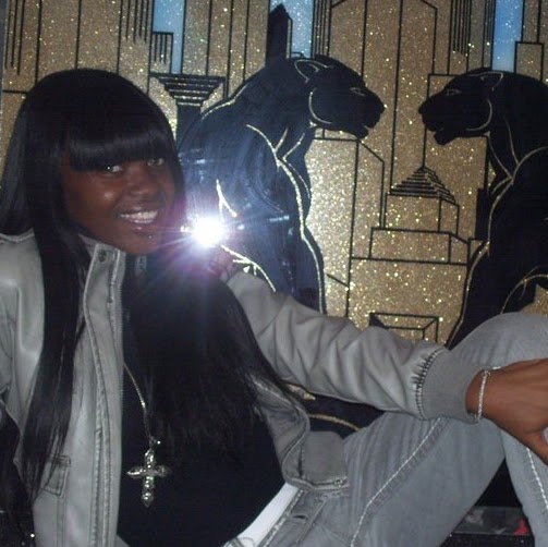 Monique Jenkins Photo 38