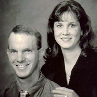 Julie Farris Photo 17