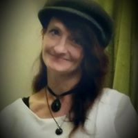 Kristin Hooker Photo 18