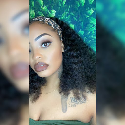 Tiara Robinson Photo 26