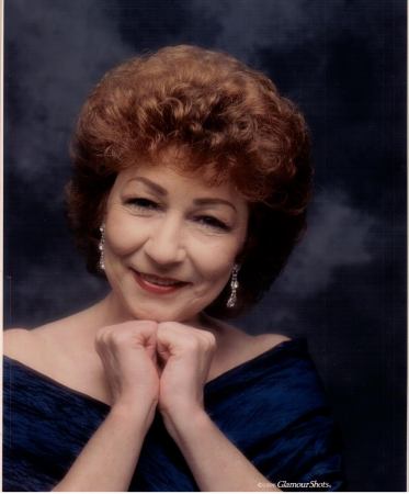 Linda Brooks Photo 12