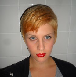 Robyn Steele Photo 31