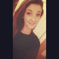 Holly Ritchie Photo 13
