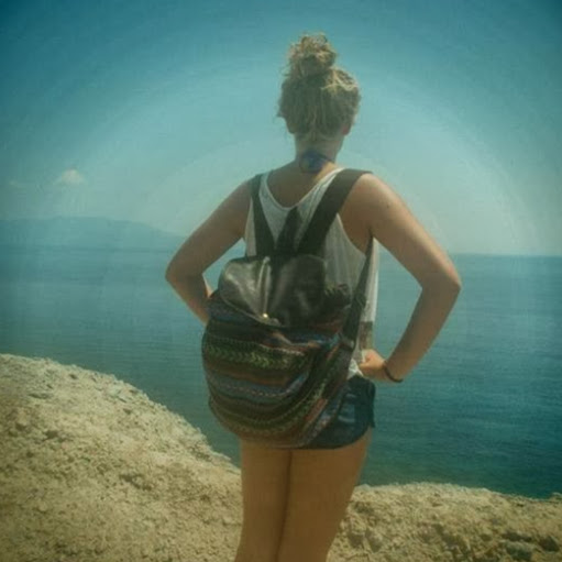 Samantha Henson Photo 31