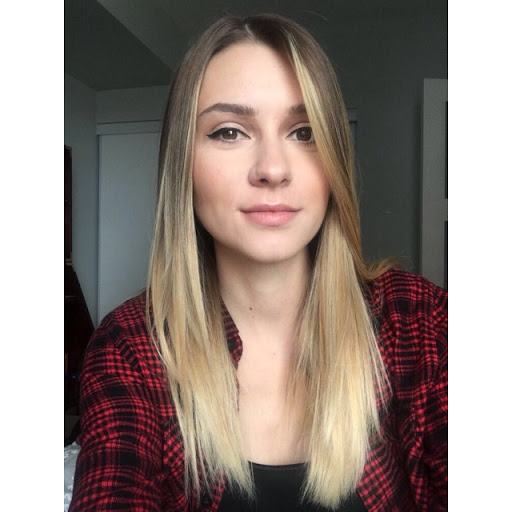 Emily Reid Photo 49
