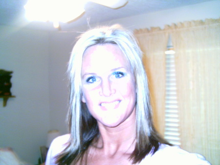 Angela Arnett Photo 10