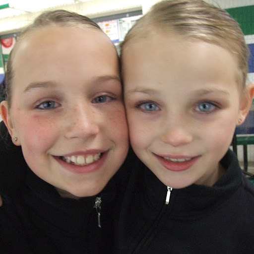 Holly Jacobs Photo 20