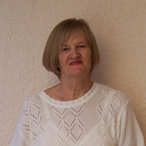Yvonne Forbes Photo 17