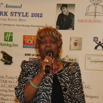 Vivian Thomas Photo 43