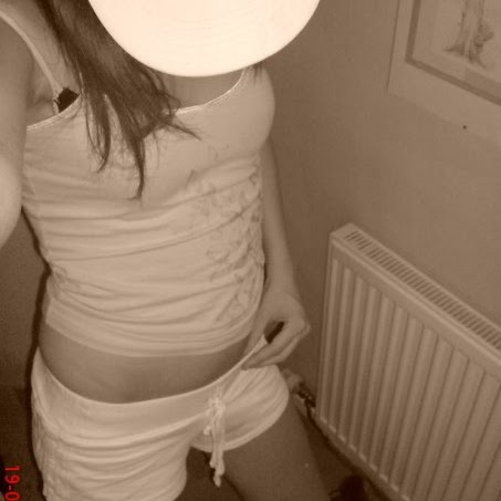 Natasha Short Photo 32