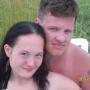 Elizabeth Hutson Photo 27