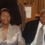 Earnest Moore Photo 23