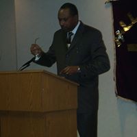 Clifton Moody Photo 12