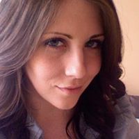 Holly Mackenzie Photo 7