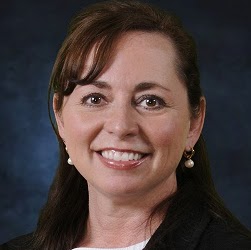 Lisa Paquette Photo 14