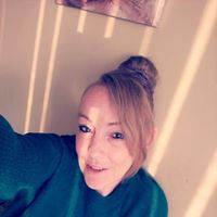 Elizabeth Marsh Photo 14